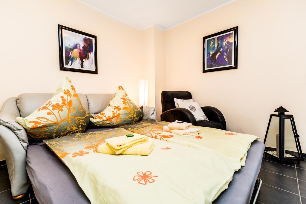 Design Apartment In Koeln Mit Terrasse Eksteriør bilde
